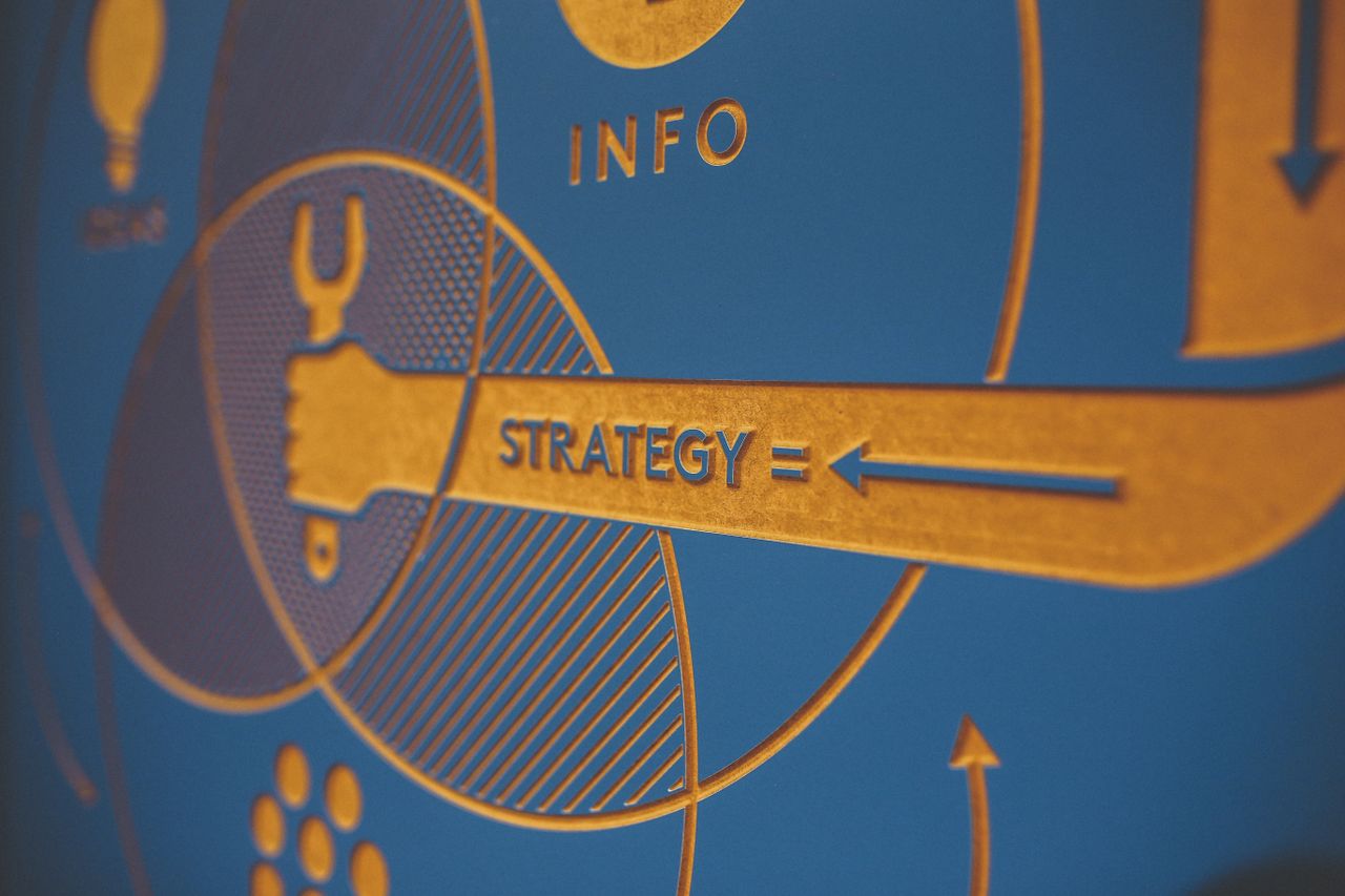 Services Colorful business infographic highlighting strategy and information concepts.